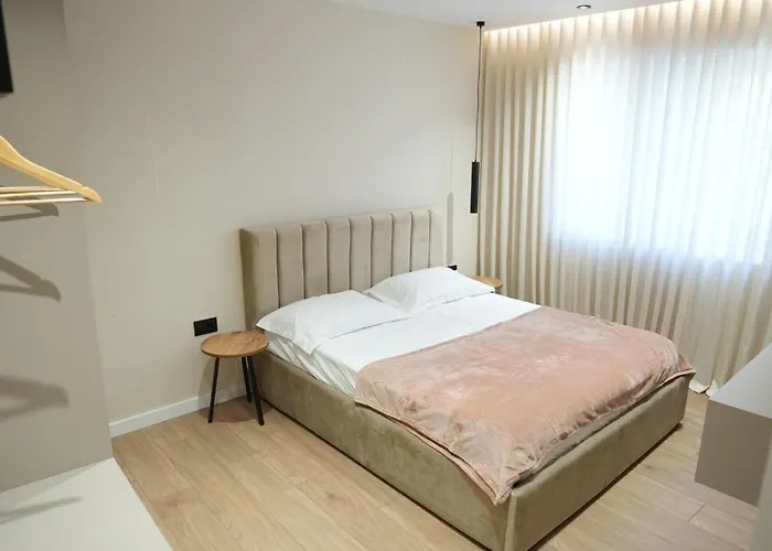Apartment Huqi Luxury 2 *